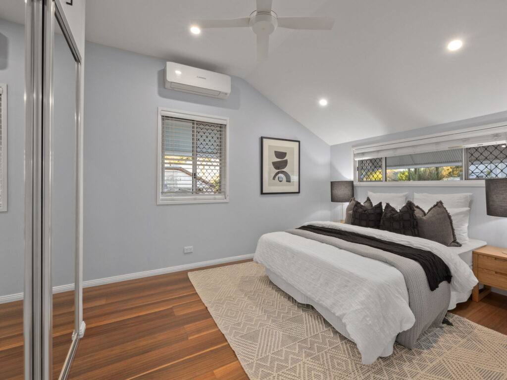 12 Albert Street, North Ipswich, QLD 4305