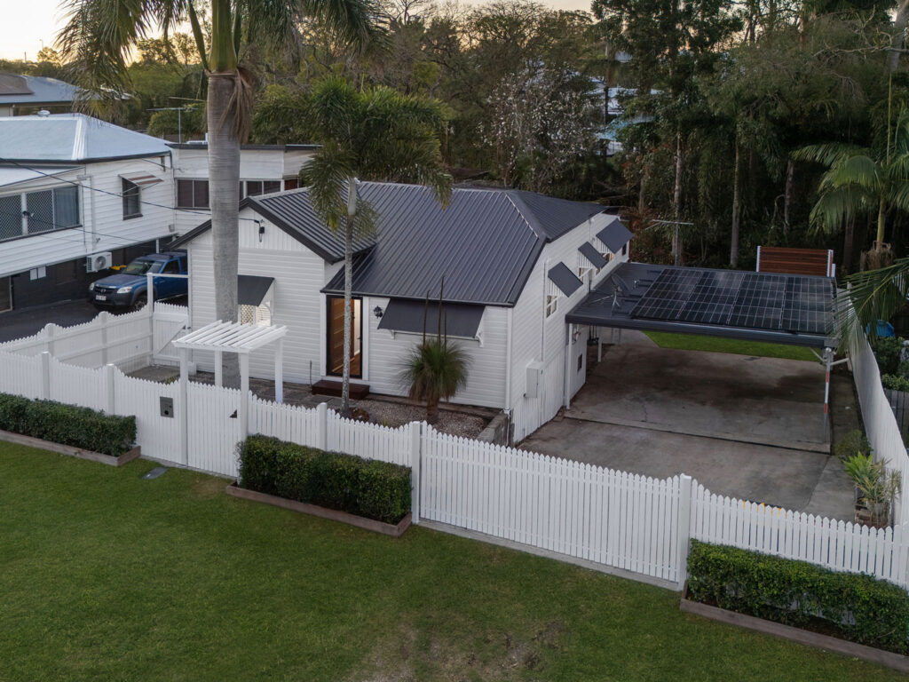 12 Albert Street, North Ipswich, QLD 4305