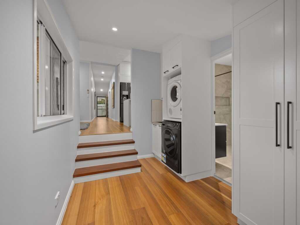 12 Albert Street, North Ipswich, QLD 4305