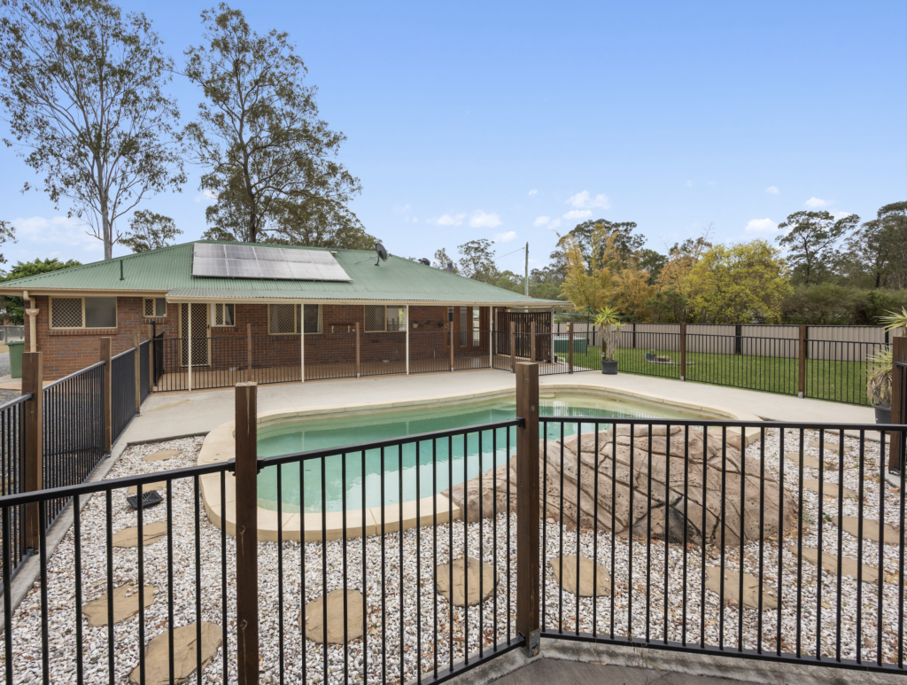 69 Holyman Court, South Maclean, QLD 4280
