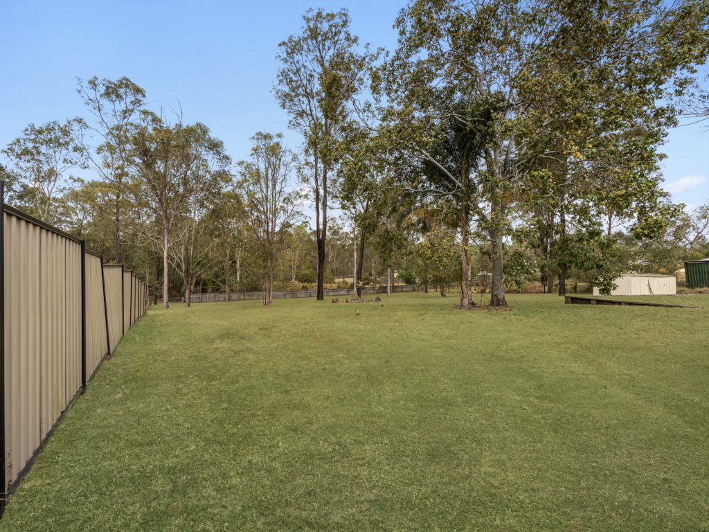 69 Holyman Court, South Maclean, QLD 4280