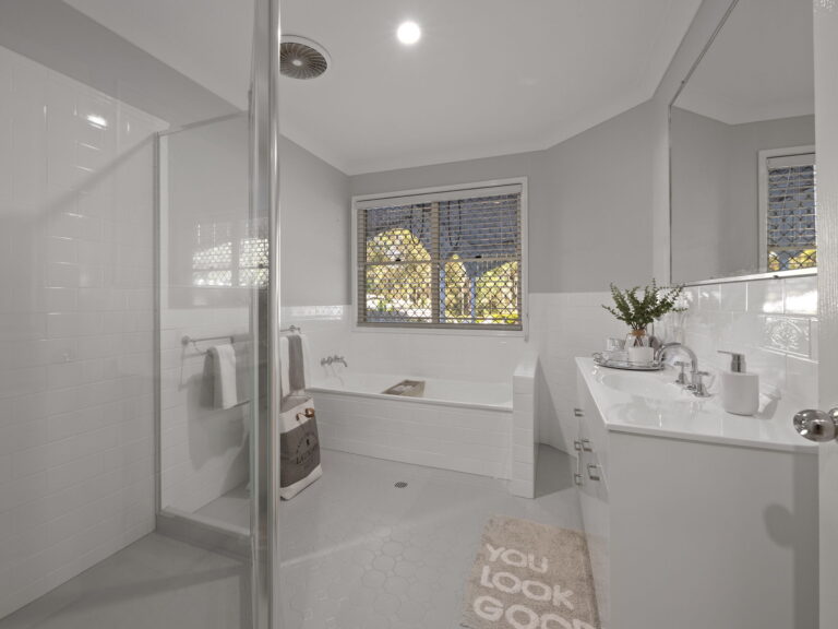 13 Rufous Crescent, Brookwater, QLD 4300