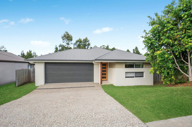 48 Fitzpatrick Circuit, Augustine Heights, QLD 4300