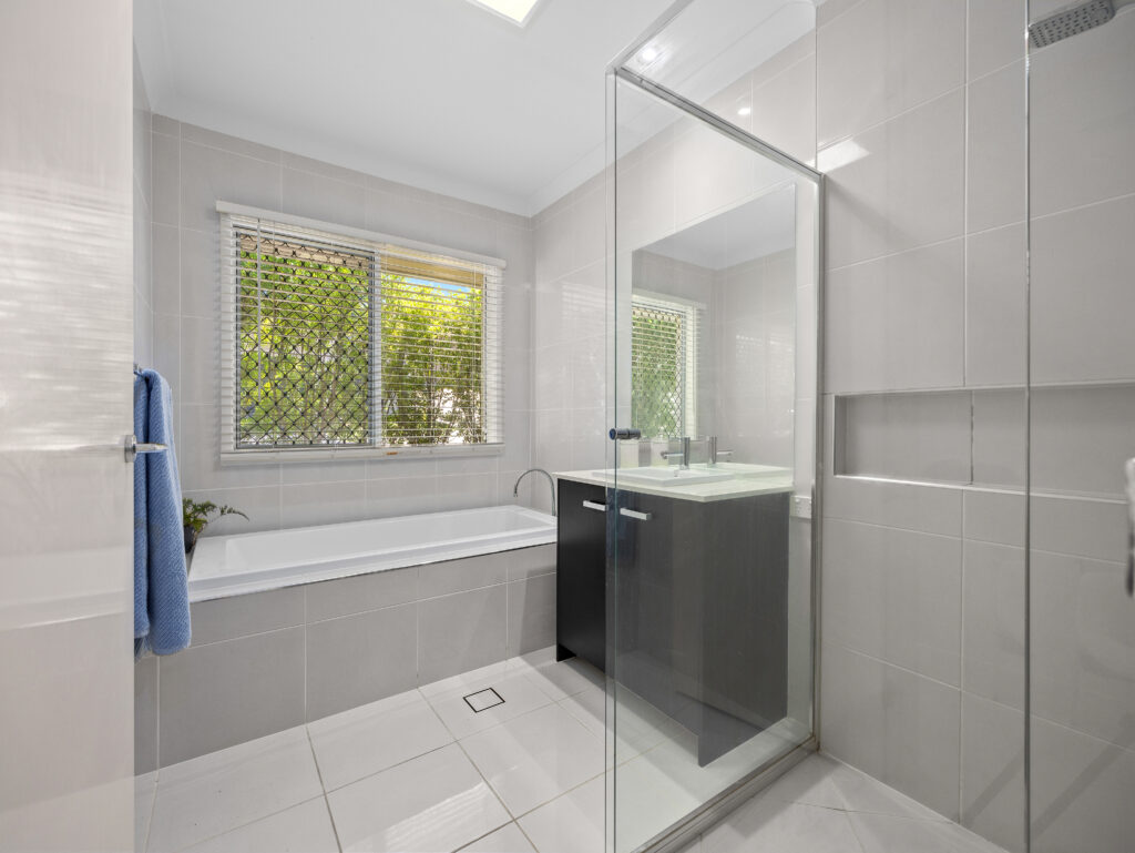 19 Kondalilla Crescent, Springfield Lakes, QLD 4300