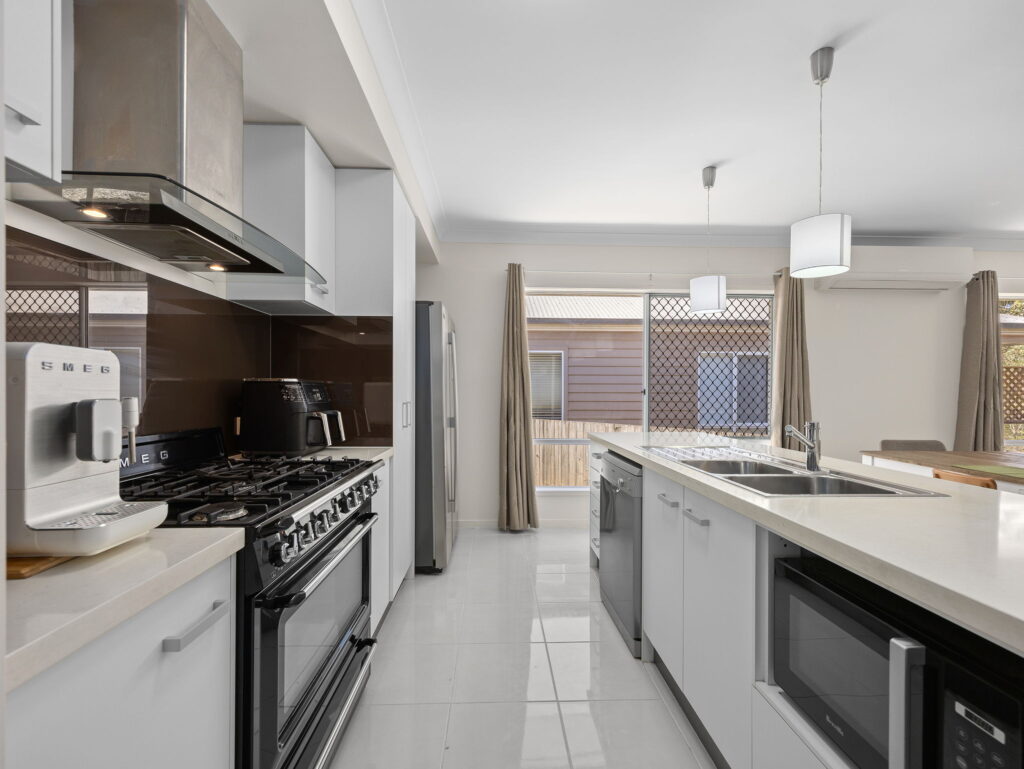 19 Kondalilla Crescent, Springfield Lakes, QLD 4300
