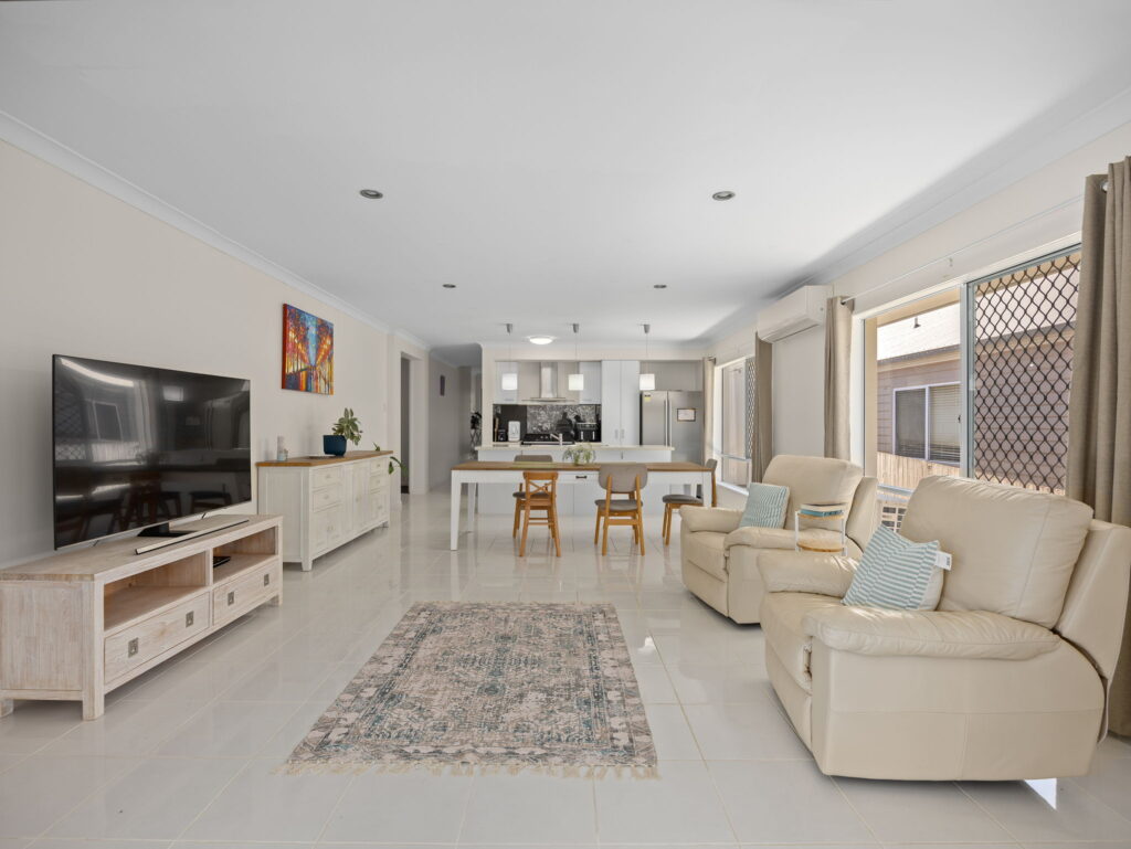 19 Kondalilla Crescent, Springfield Lakes, QLD 4300