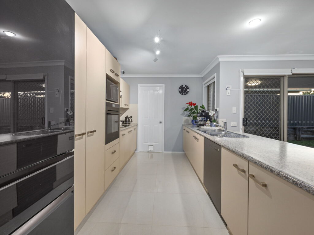 11 Bidford Street, Springfield QLD 4300