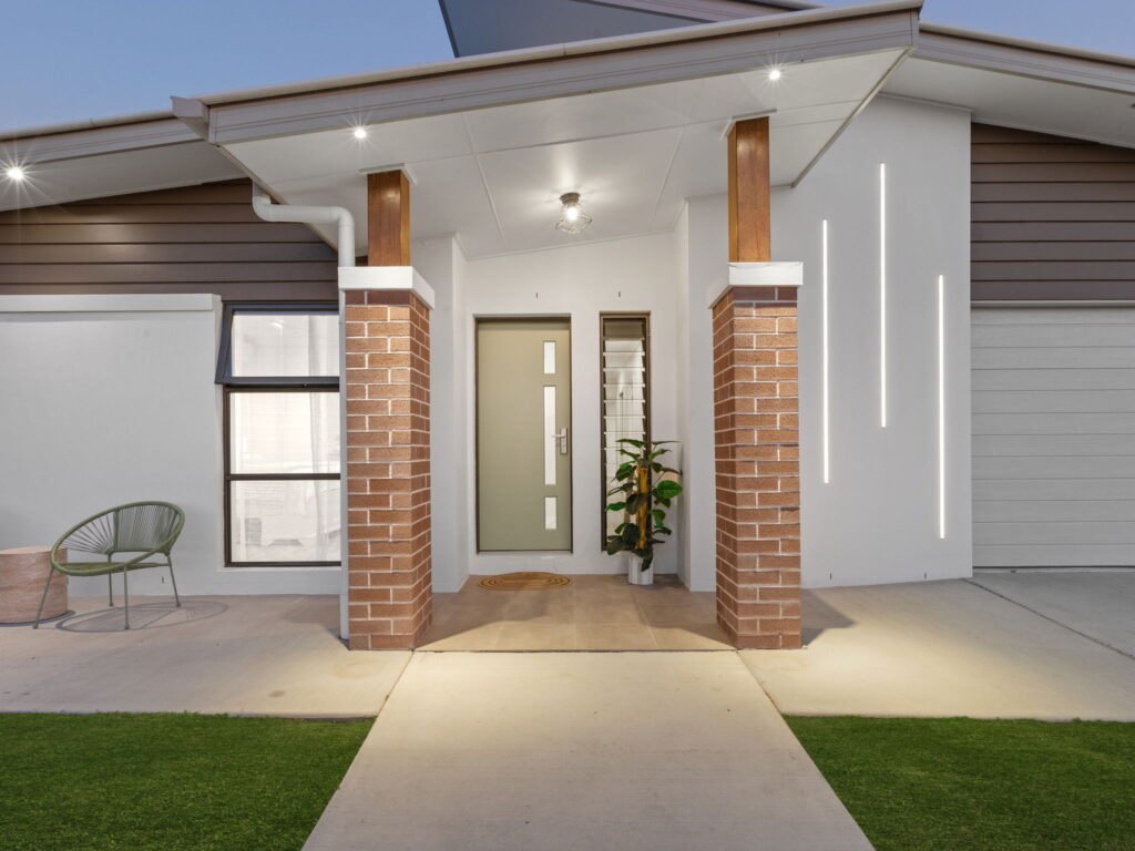 6 Condamine Way, Plainland, QLD 4341