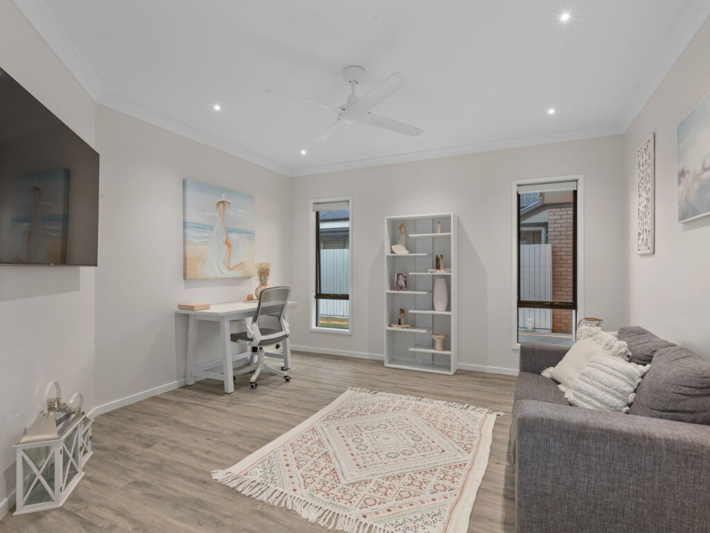 6 Condamine Way, Plainland, QLD 4341