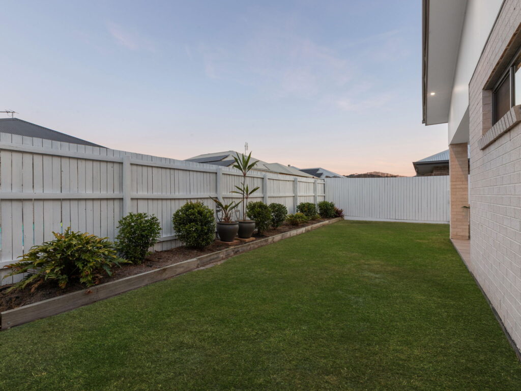6 Condamine Way, Plainland, QLD 4341