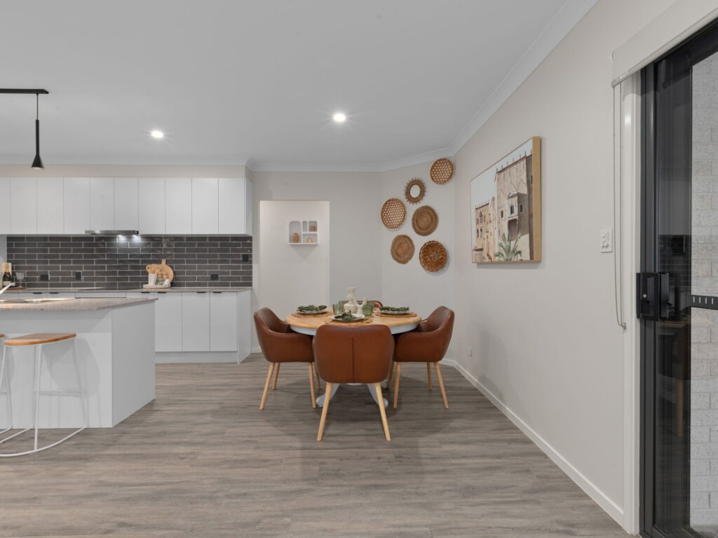 6 Condamine Way, Plainland, QLD 4341