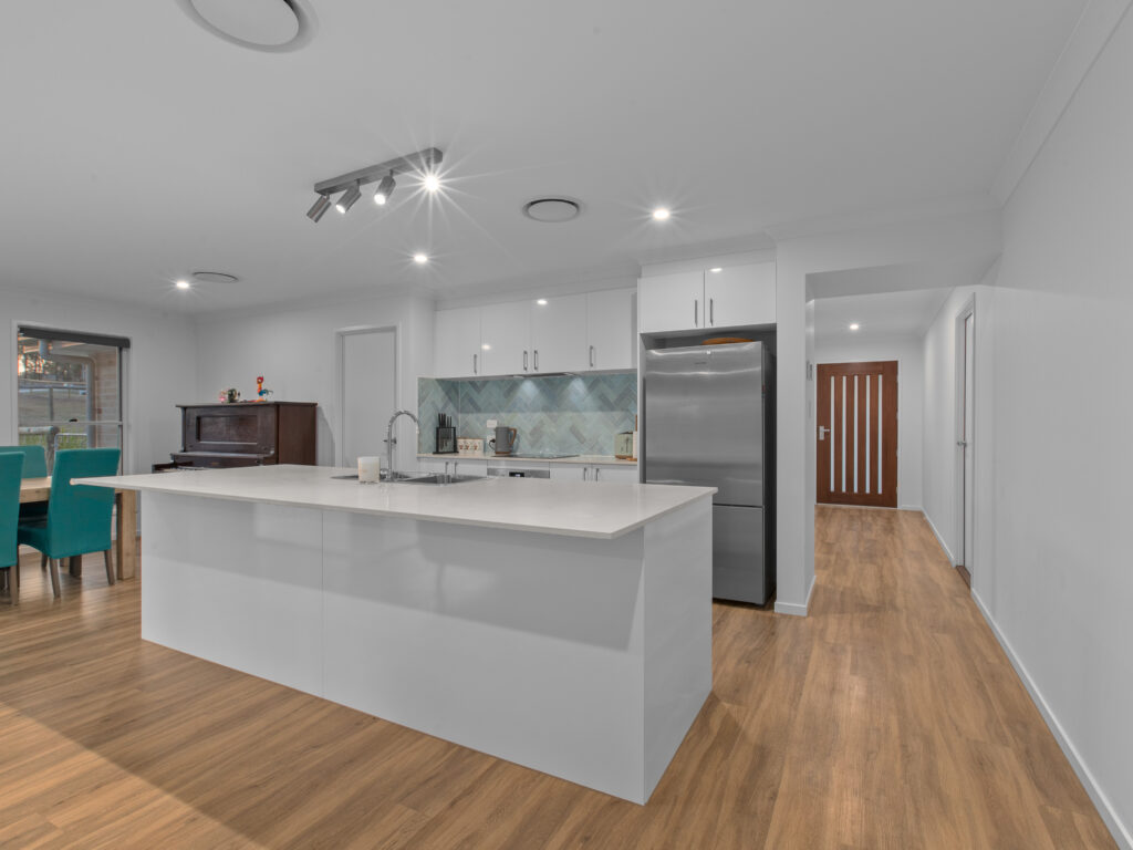 13 Poinciana Avenue, Rifle Range, QLD 4311