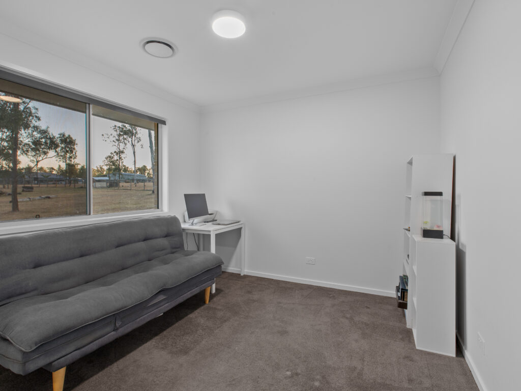 13 Poinciana Avenue, Rifle Range, QLD 4311