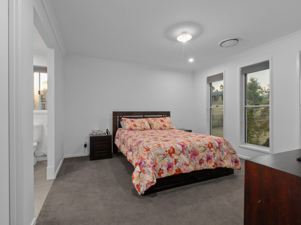 13 Poinciana Avenue, Rifle Range, QLD 4311