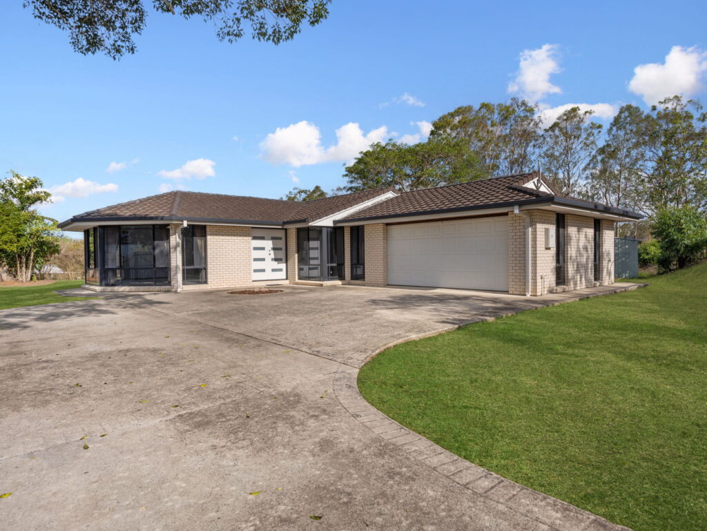 25 Nautilus Close, Karalee, QLD 4306