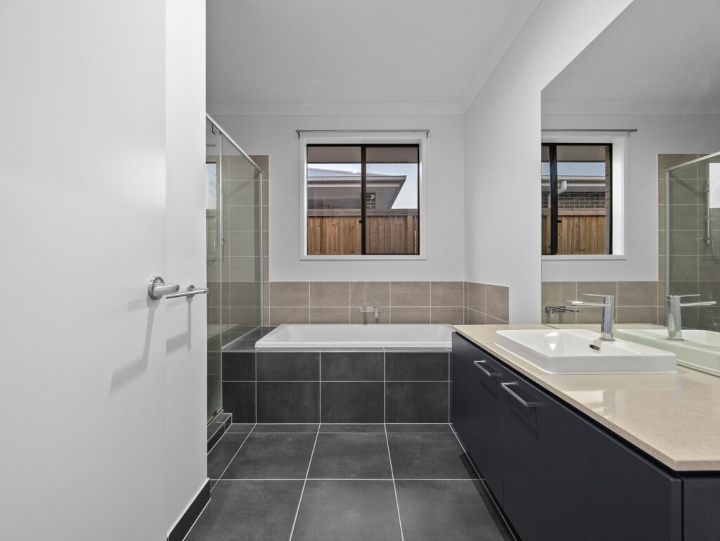 1 Soapberry Circuit, Collingwood Park, QLD 4301