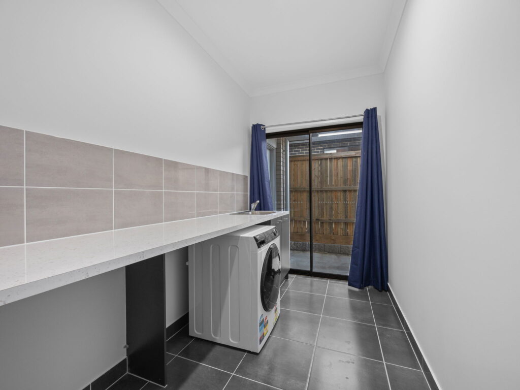 1 Soapberry Circuit, Collingwood Park, QLD 4301