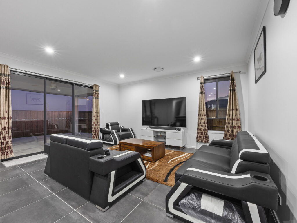 1 Soapberry Circuit, Collingwood Park, QLD 4301