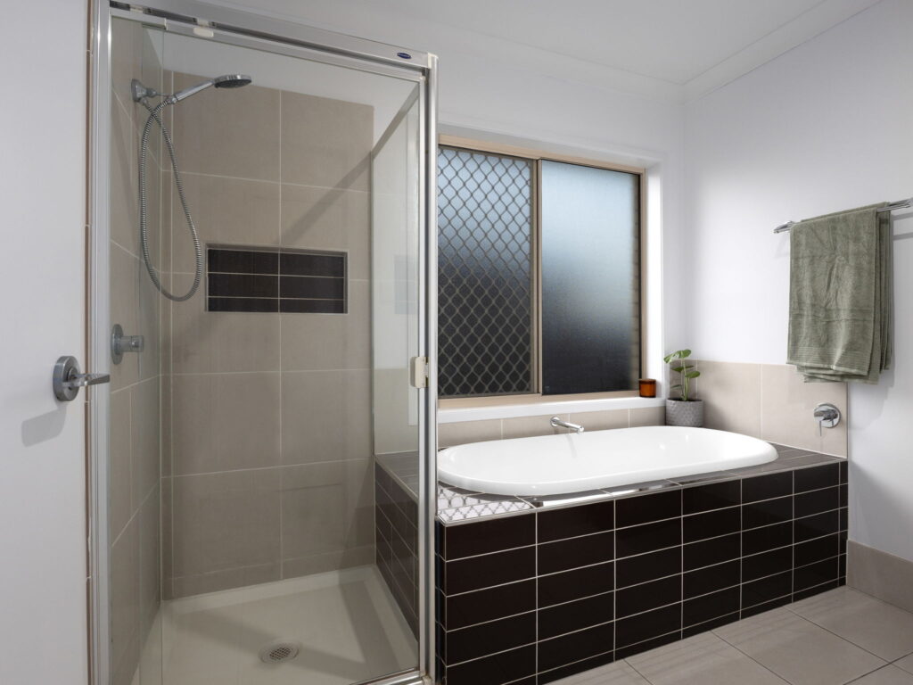 8 Earlwood Court, Raceview, QLD 4305