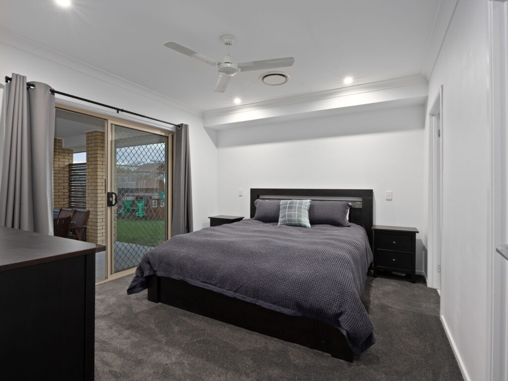 8 Earlwood Court, Raceview, QLD 4305