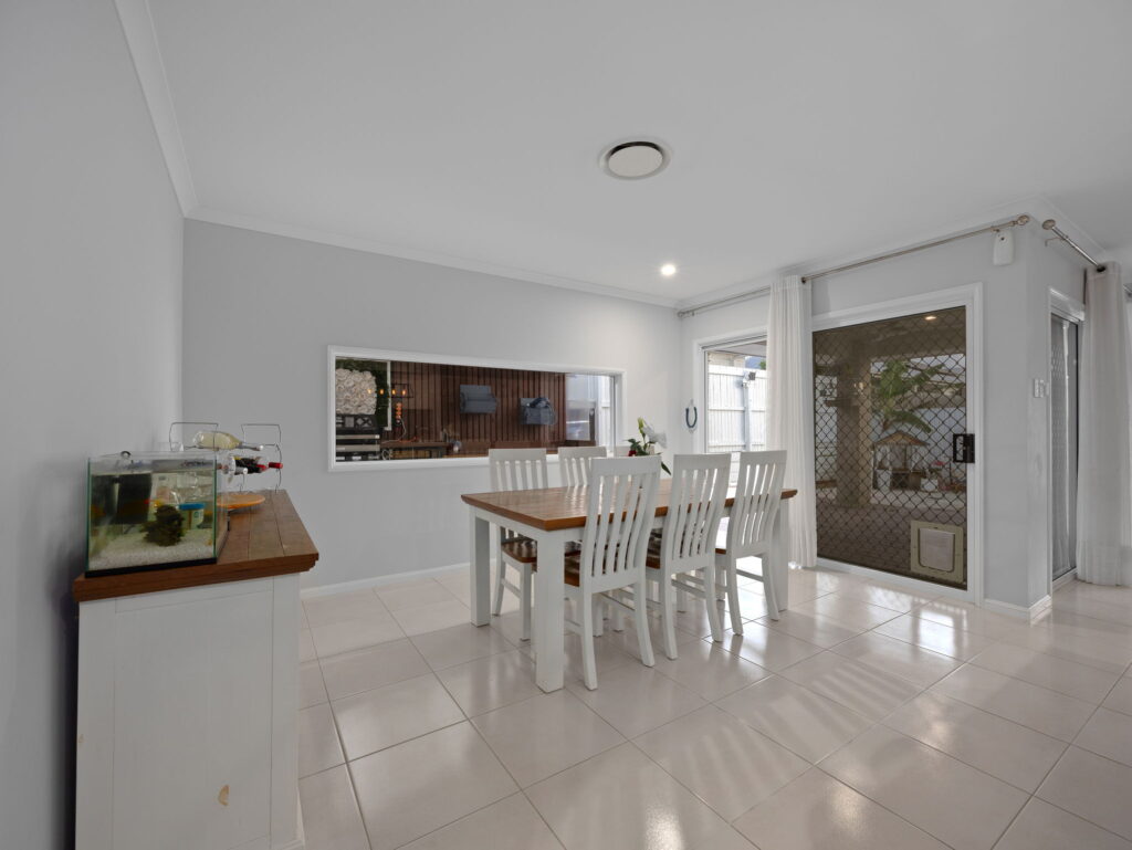 68 Sunbird Drive, Redbank Plains, QLD 4301