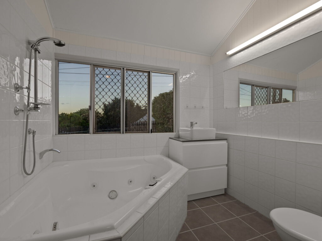 14 Delacy Street, North Ipswich, QLD 4305
