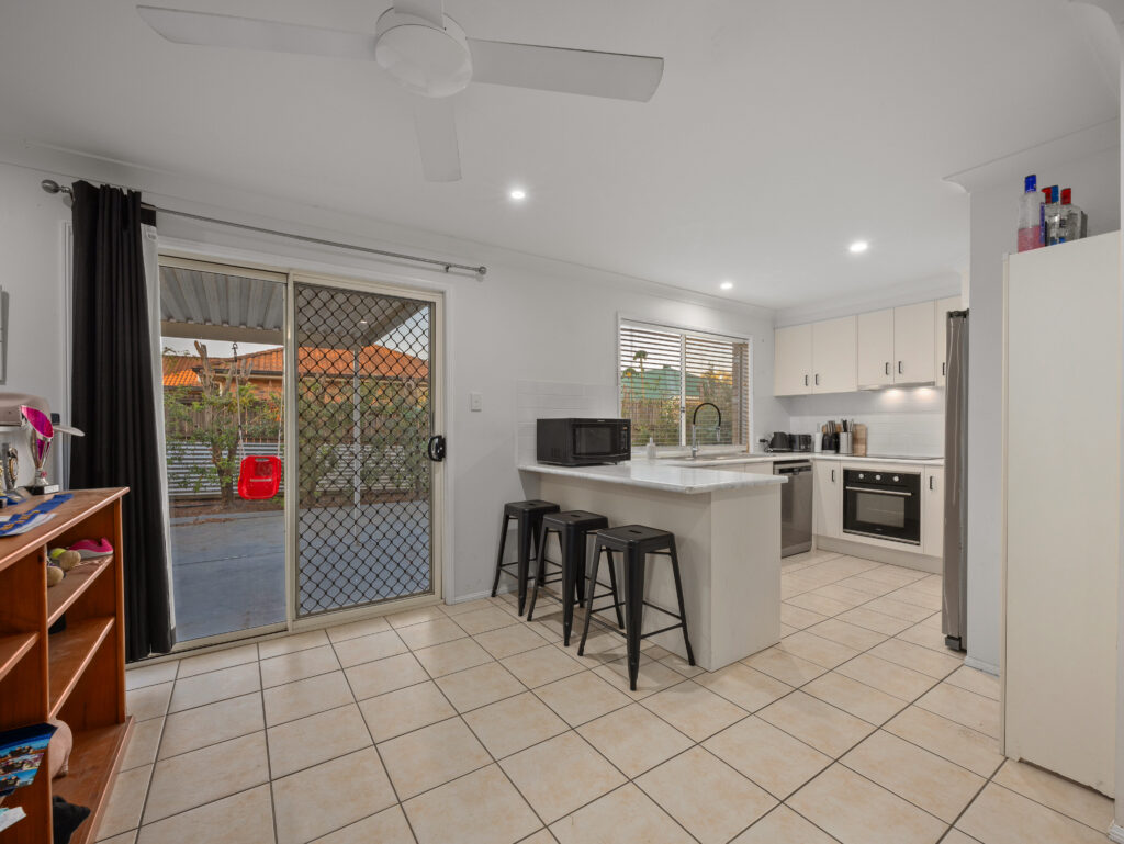 9 Jimbour Court, Brassall, QLD 4305