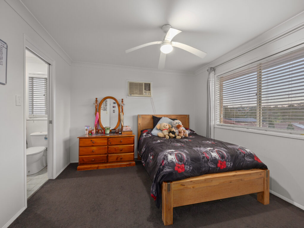 9 Jimbour Court, Brassall, QLD 4305