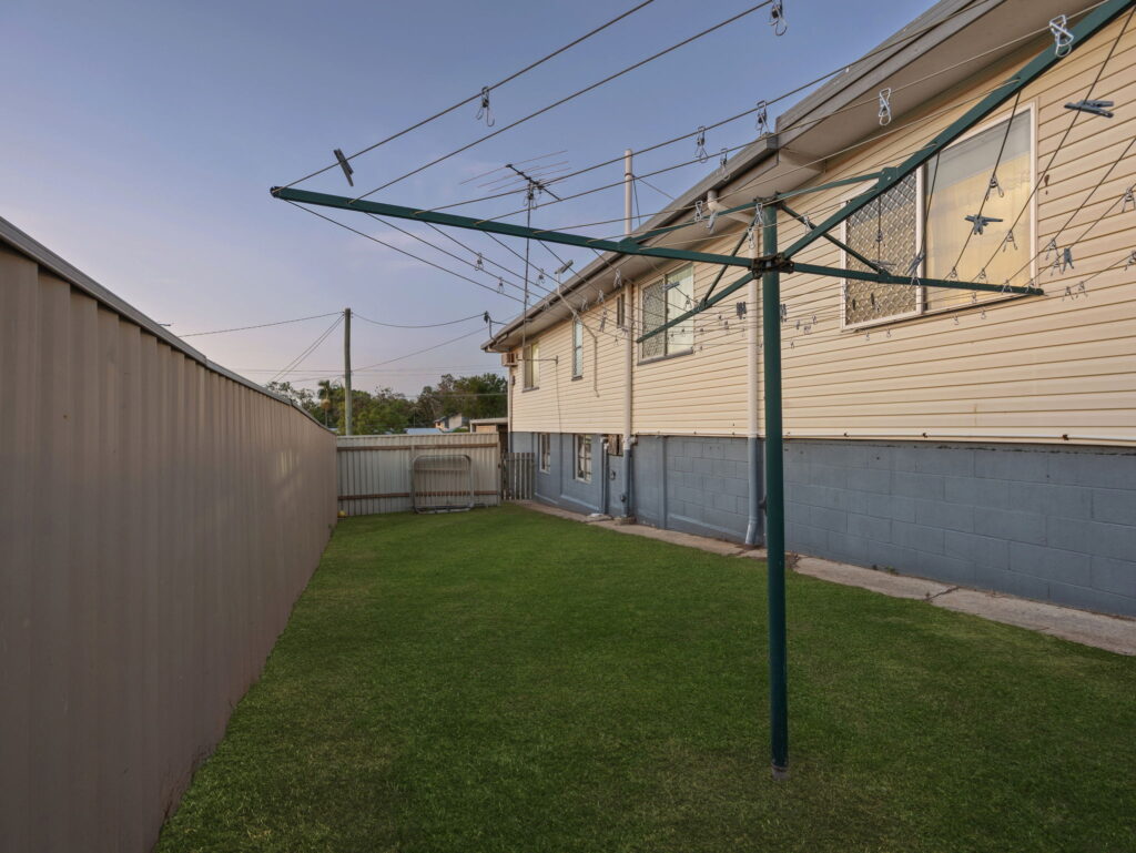 4 Berry Street, Churchill, QLD 4305