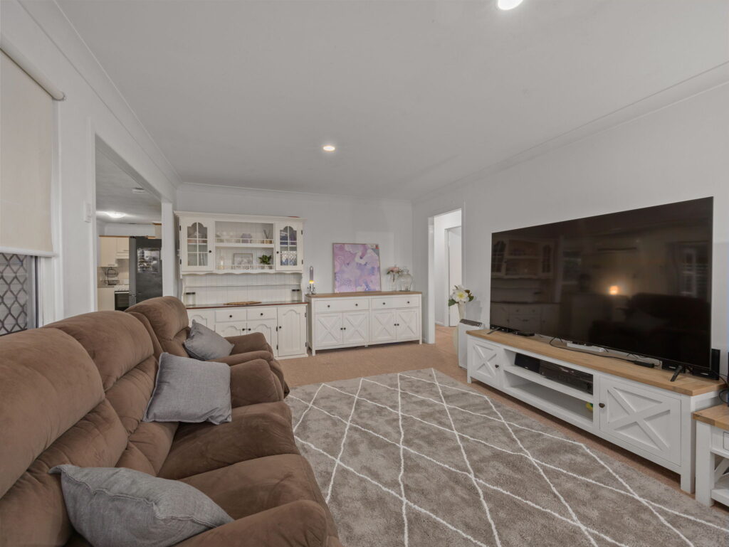 4 Berry Street, Churchill, QLD 4305