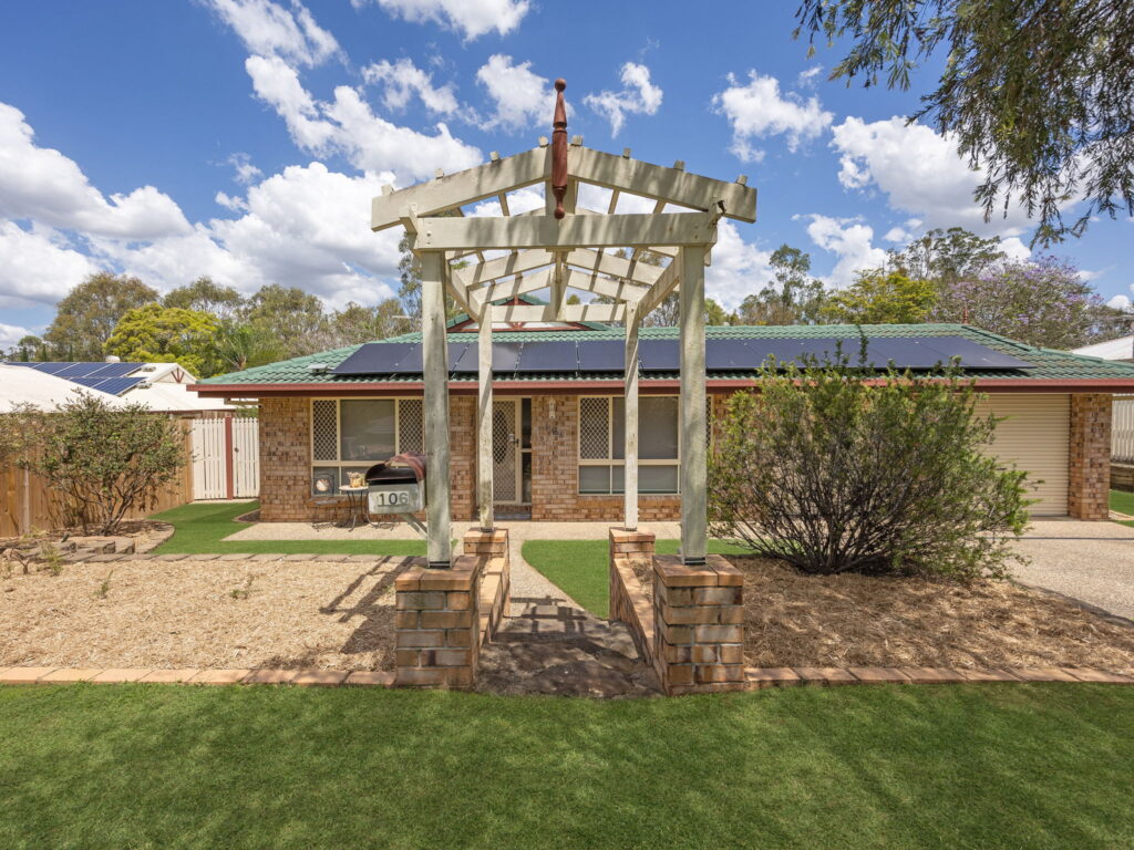 106 Equestrian Drive, Yamanto, QLD 4305