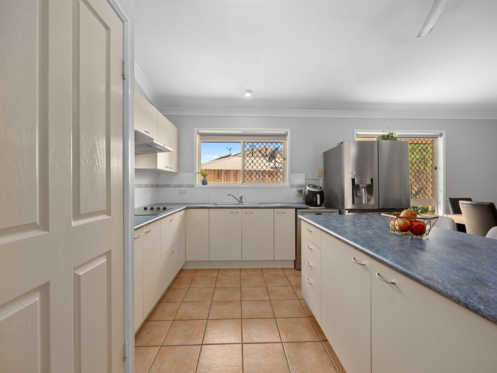 106 Equestrian Drive, Yamanto, QLD 4305