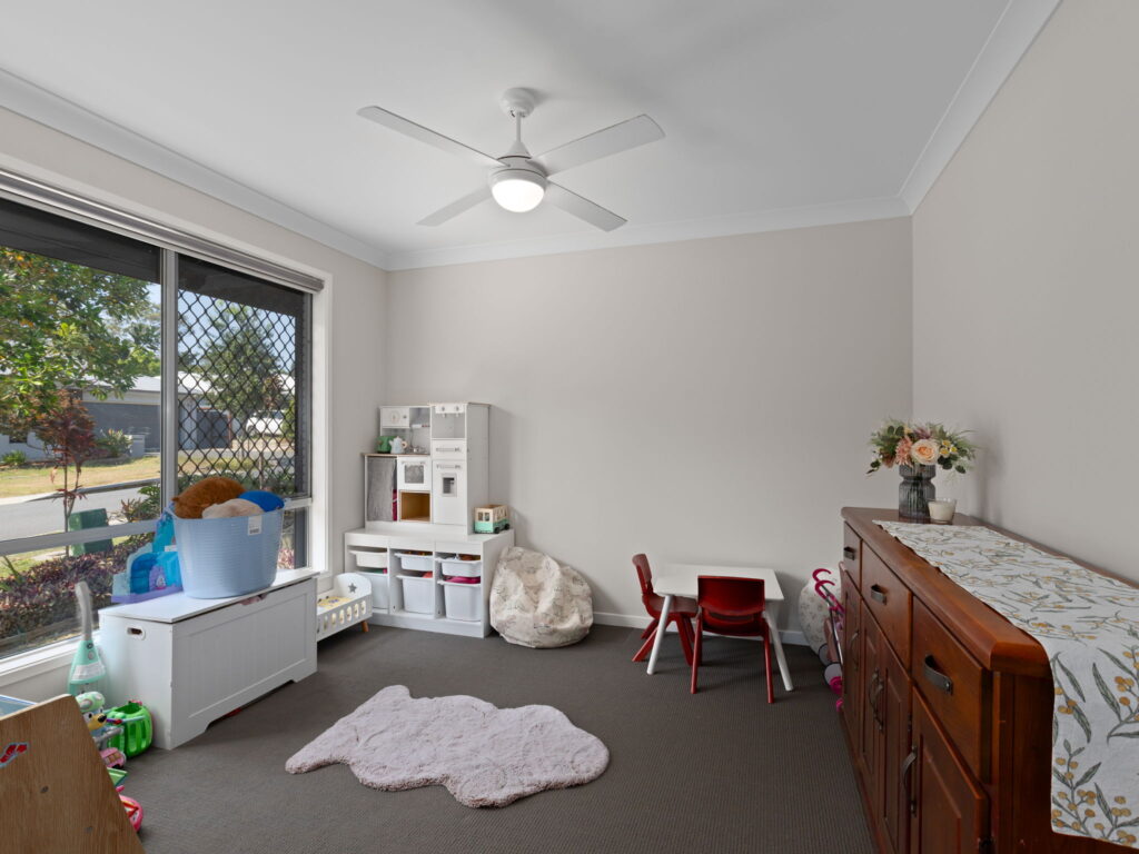 8 Marigold Street, Ellen Grove, QLD 4078