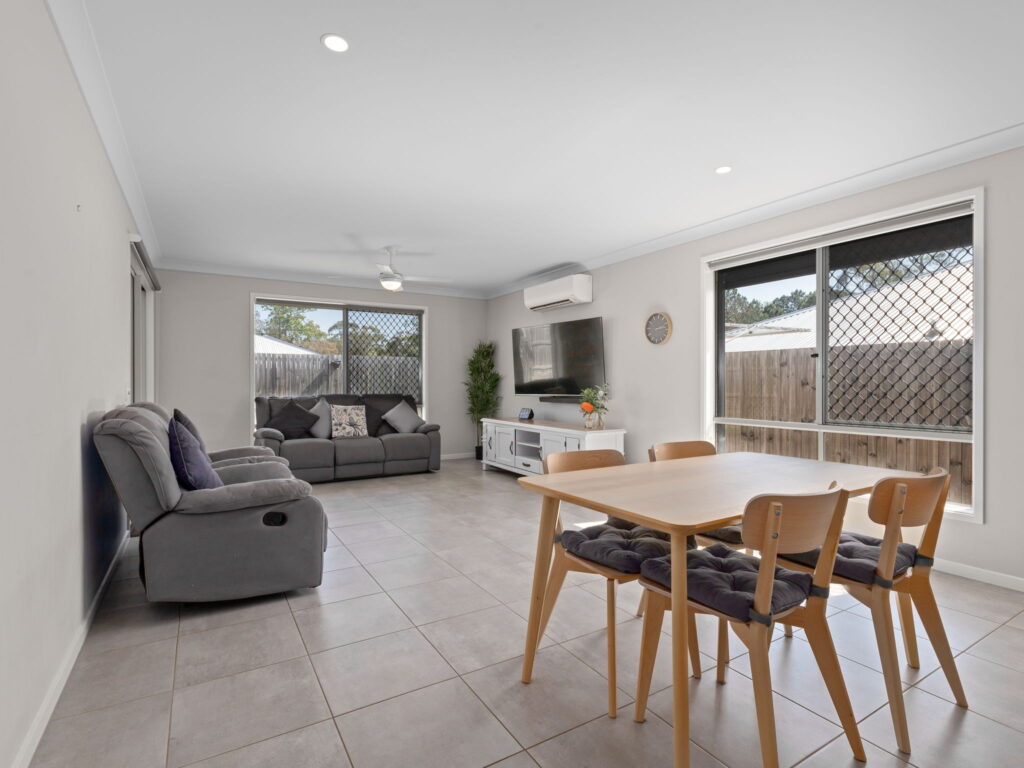 8 Marigold Street, Ellen Grove, QLD 4078