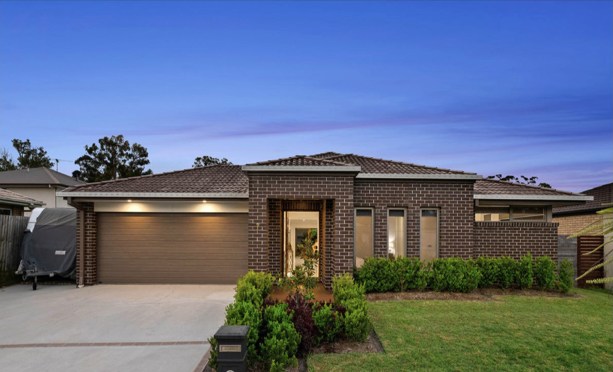 7 Dunne Street, Augustine Heights, QLD 4300