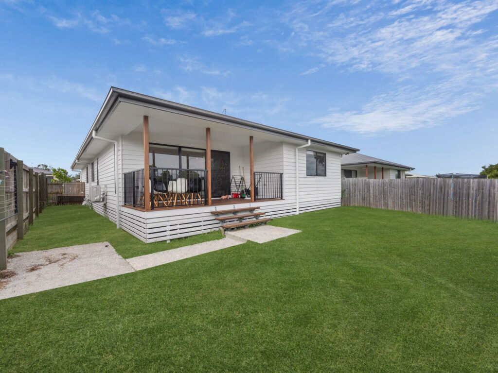 33 Wood Drive, Redbank Plains, QLD 4301