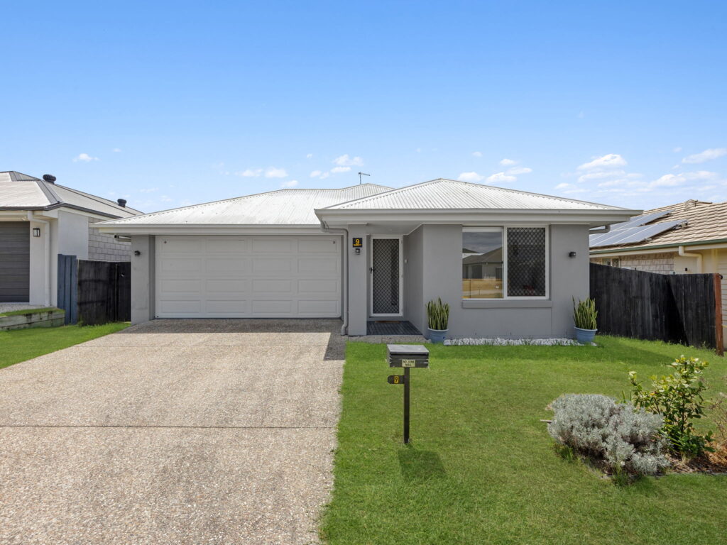 9 Myrtle Street, Deebing Heights, QLD 4306