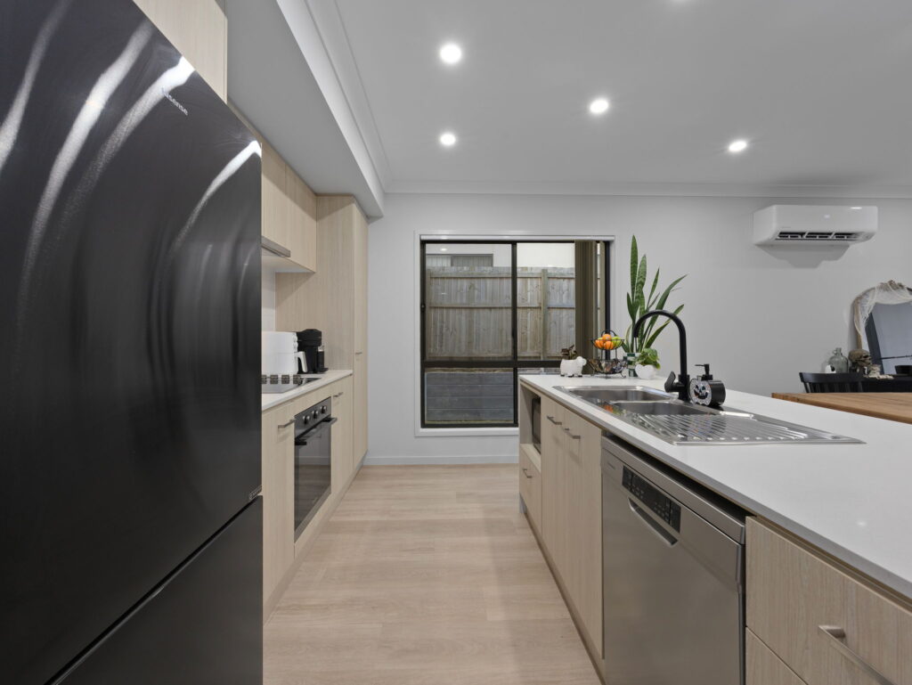 23 Angelsea Street, Greenbank, QLD 4124