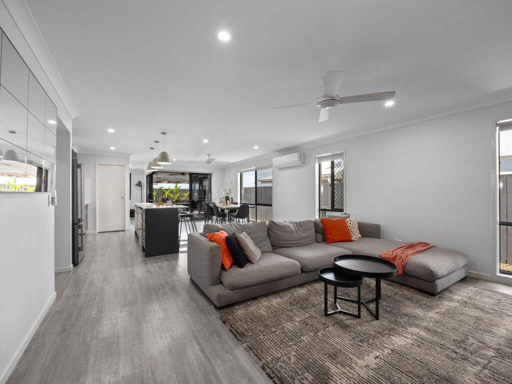 25 William Street, Deebing Heights QLD 4306
