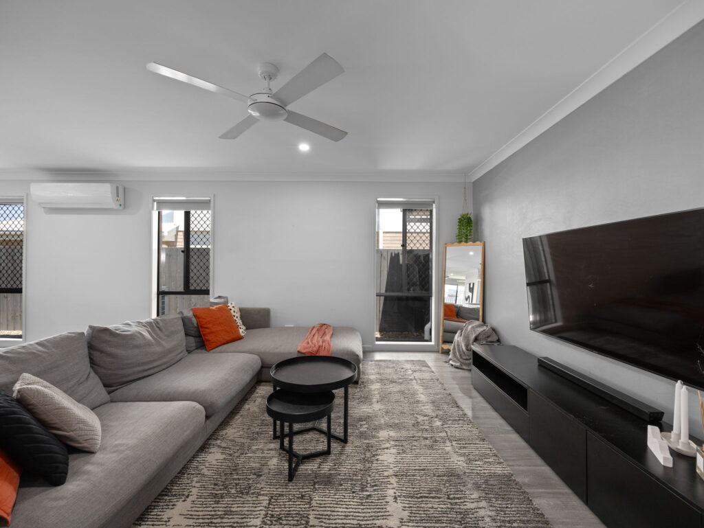 25 William Street, Deebing Heights QLD 4306