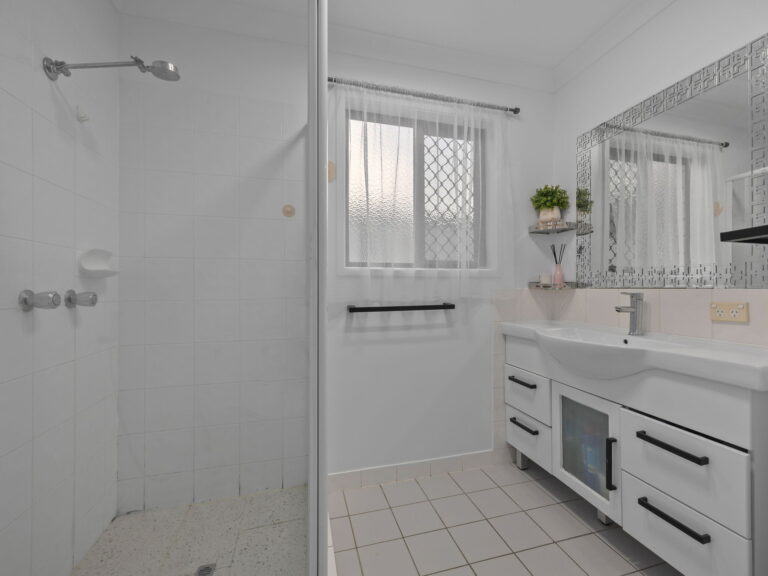 176 First Avenue, Marsden, QLD 4132