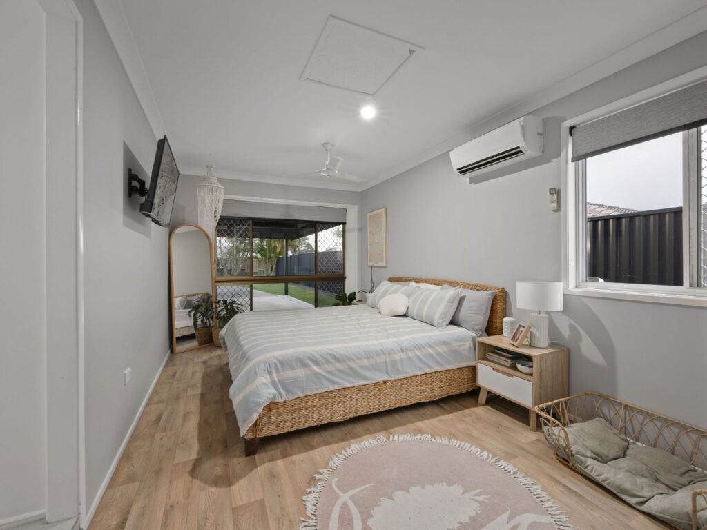 3 Wallace Street, Flinders View, QLD 4305