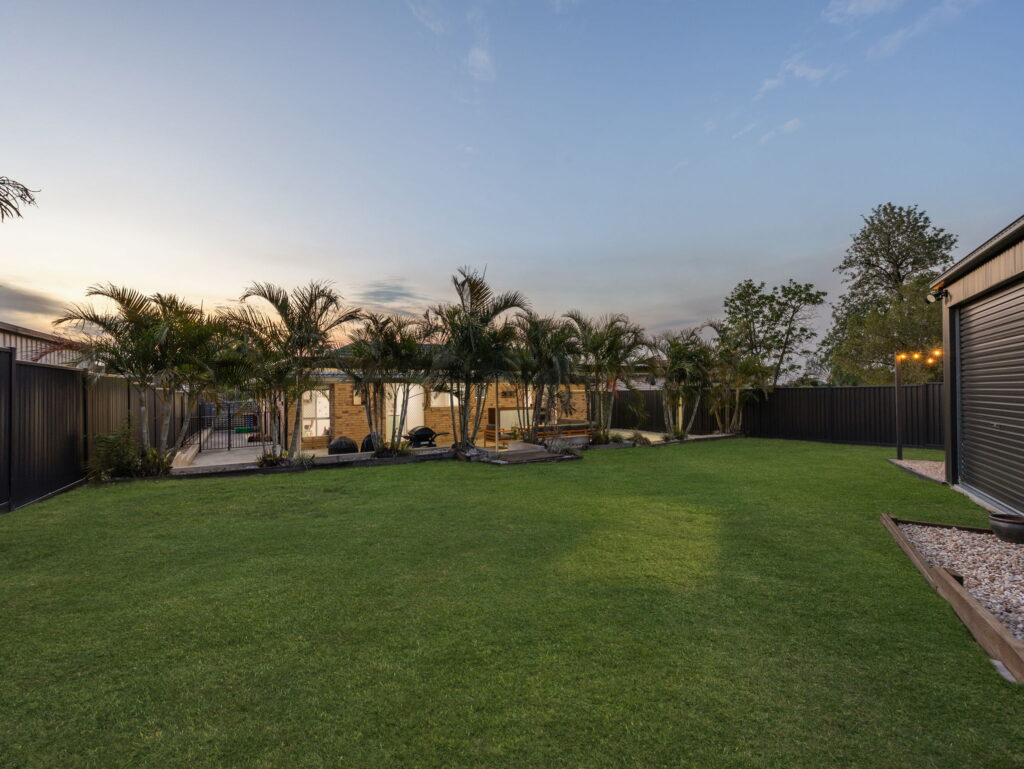 3 Wallace Street, Flinders View, QLD 4305
