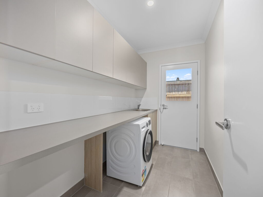 4 Bellflower Street, Collingwood Park QLD 4301