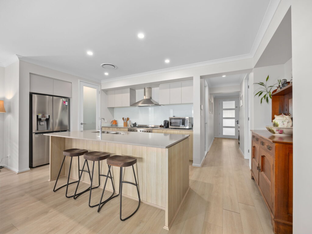 4 Bellflower Street, Collingwood Park QLD 4301