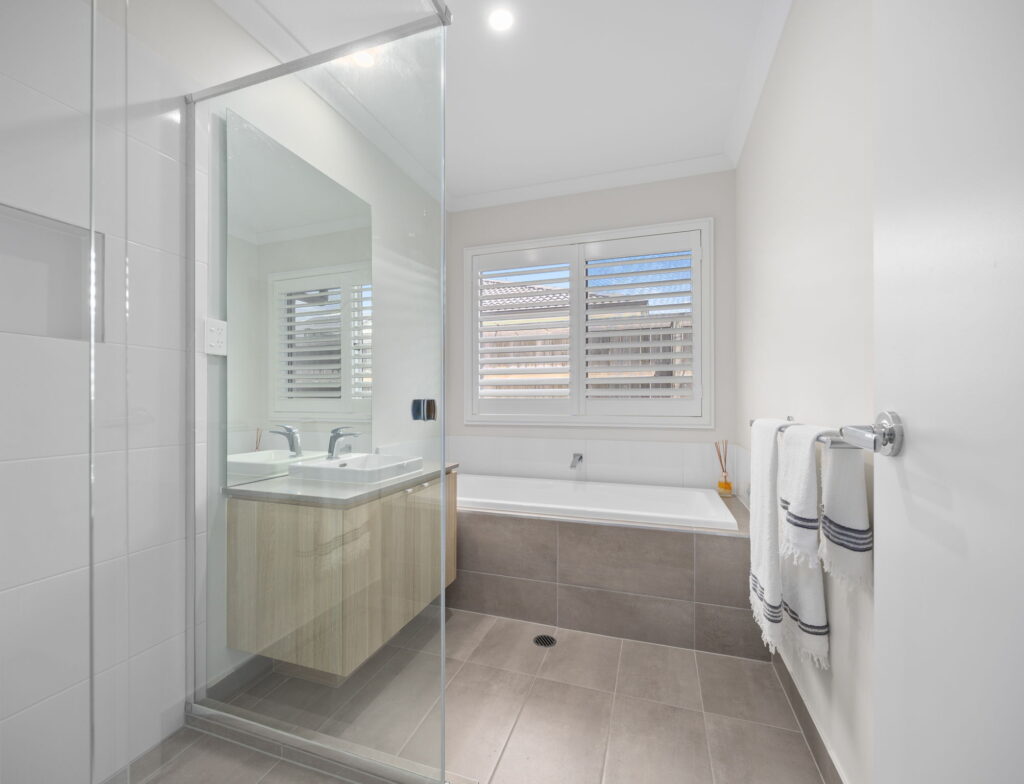 4 Bellflower Street, Collingwood Park QLD 4301