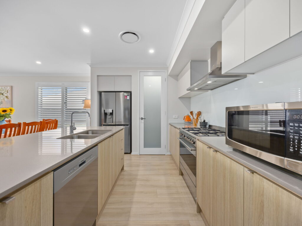 4 Bellflower Street, Collingwood Park QLD 4301