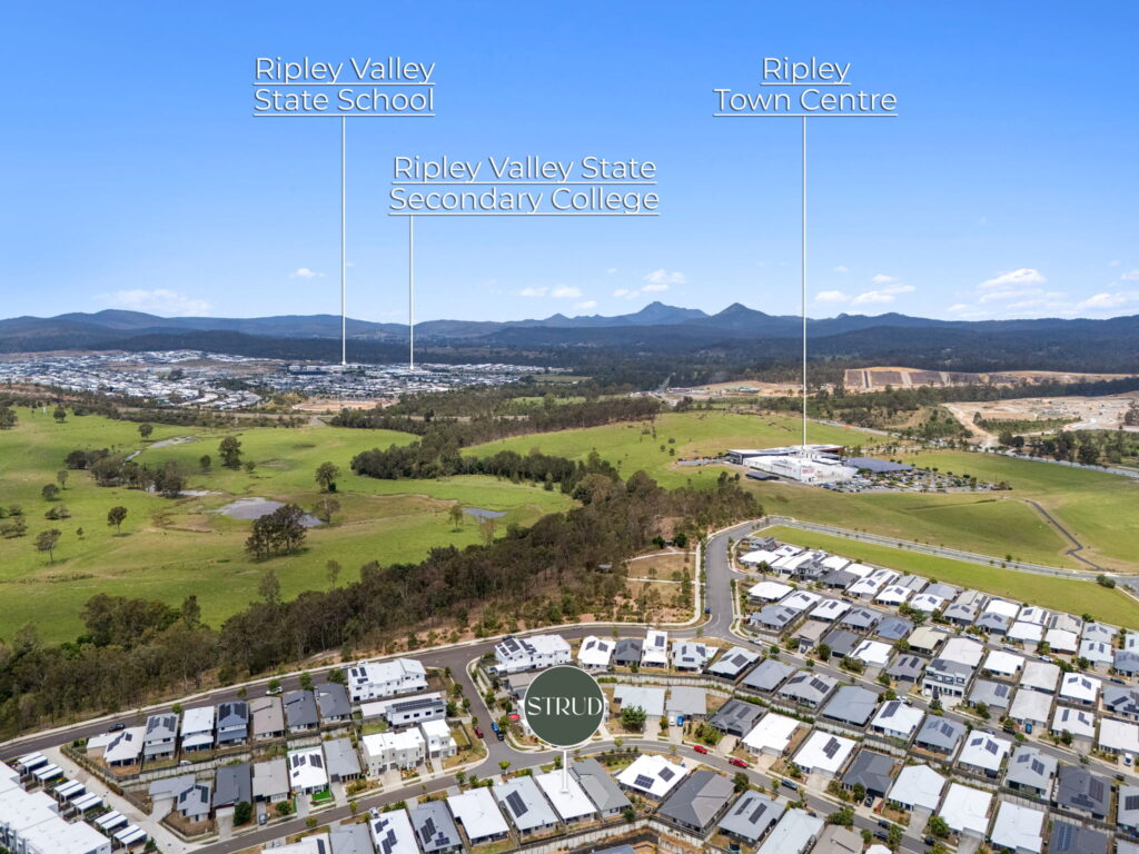 32 Cambridge Way, Ripley, QLD 4306