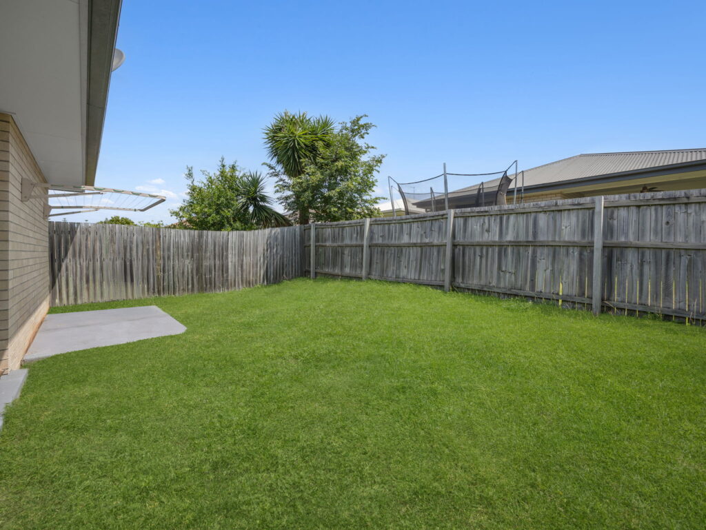 21 Drewett Avenue, Redbank Plains, QLD 4301