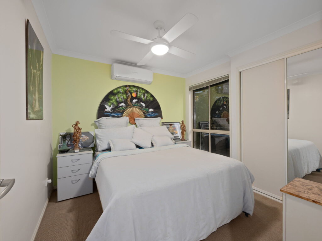 3 Genoa Place, Collingwood Park, QLD 4301